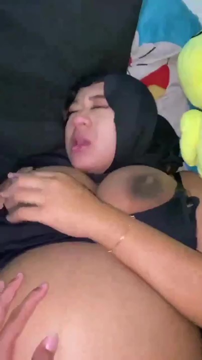 Ngiclik mama aku yang lagi hamil adik aku