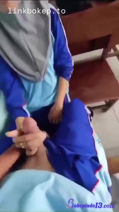Bookkeep ESEMPE Sefongin Pacar Di Kelas Saat Jam Kosong